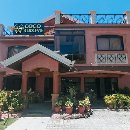 Reddoorz At Coco Grove Tourist Inn بنغلاو المظهر الخارجي الصورة