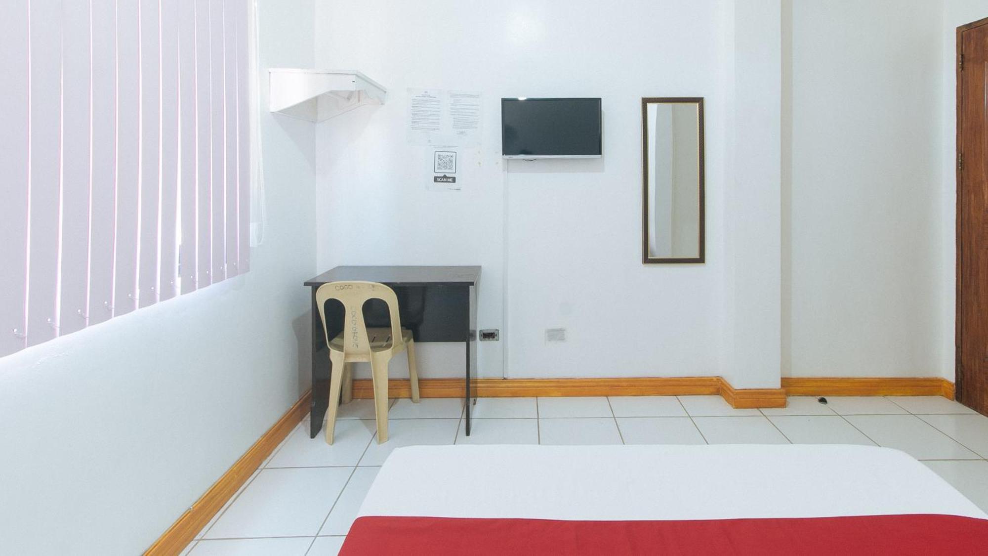 Reddoorz At Coco Grove Tourist Inn بنغلاو المظهر الخارجي الصورة