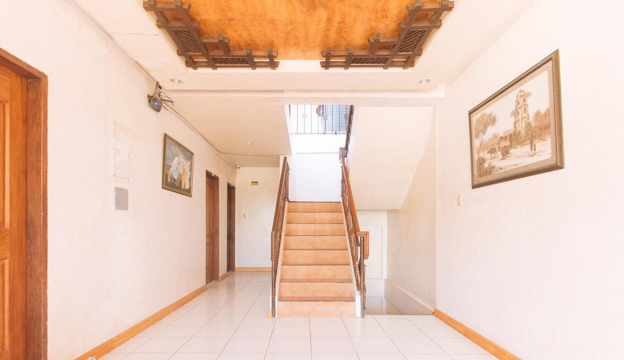 Reddoorz At Coco Grove Tourist Inn بنغلاو المظهر الخارجي الصورة